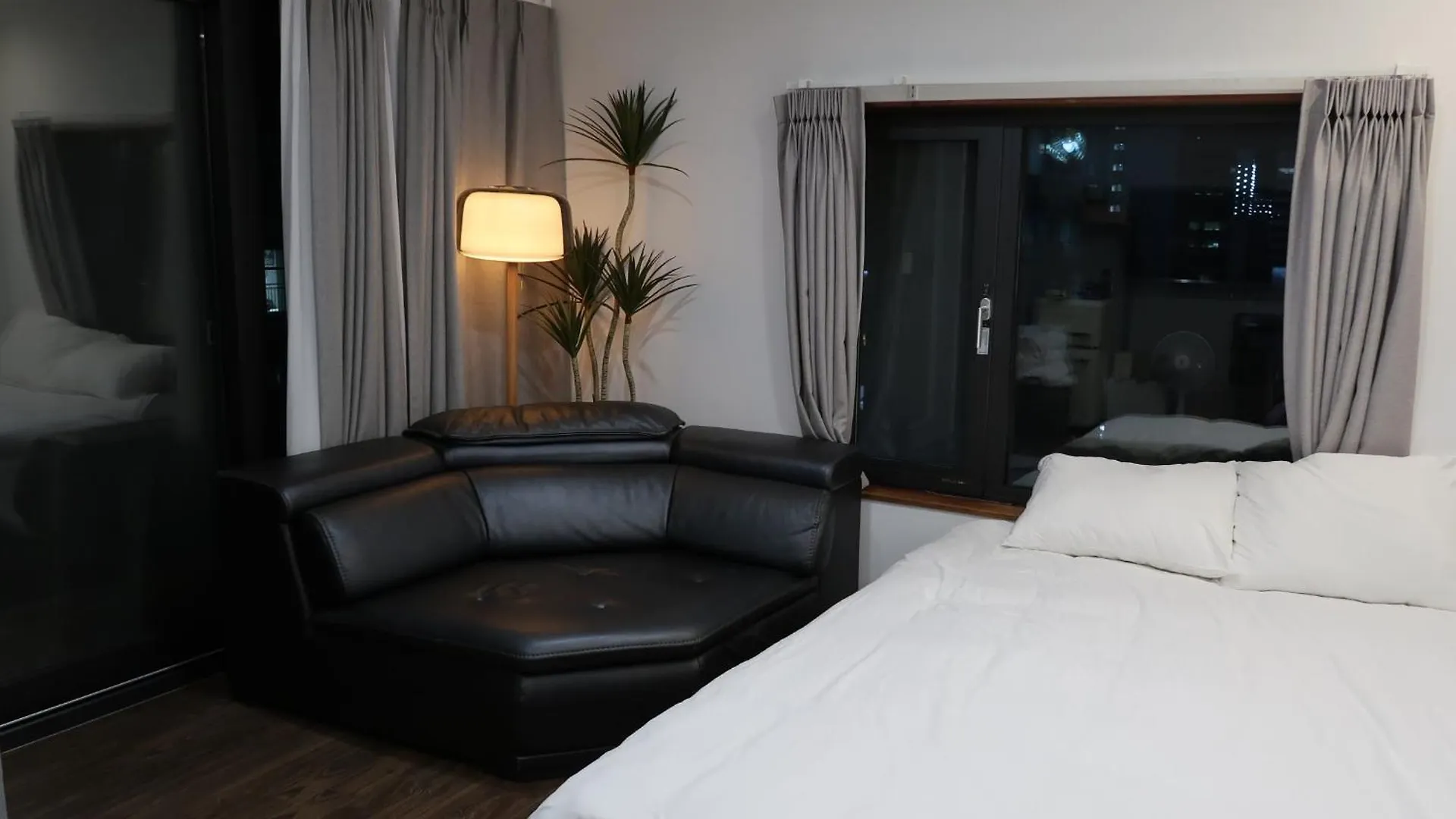 公寓 Catnap Guesthouse 釜山