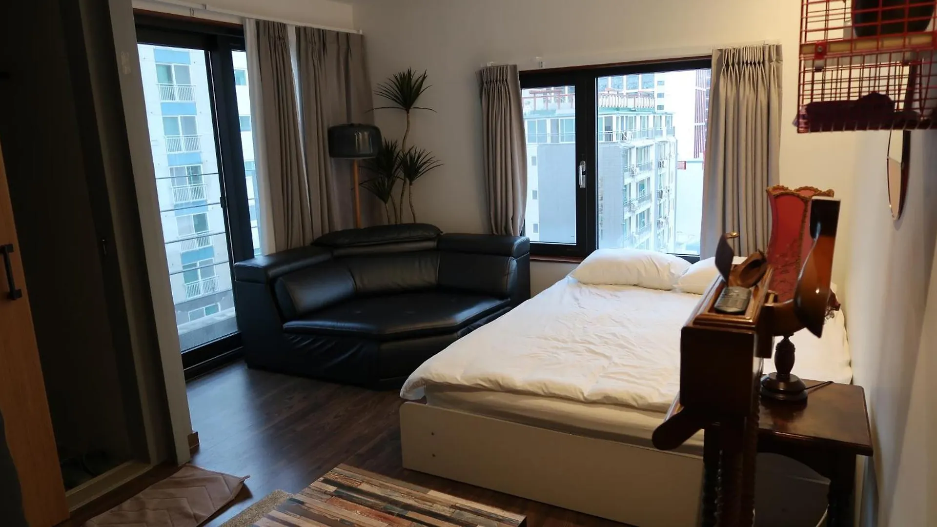 Apartment Catnap Guesthouse Busan