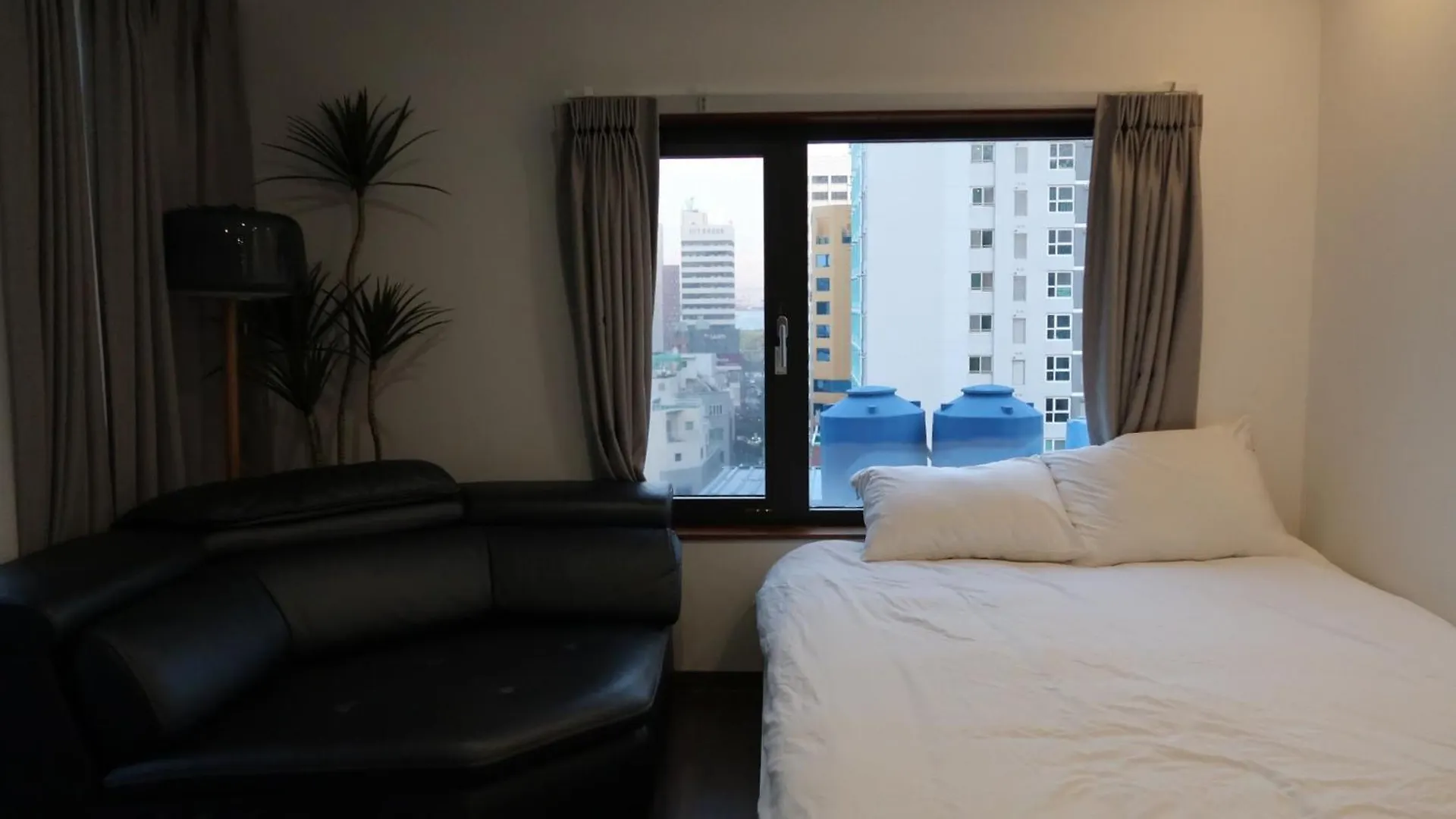 Apartment Catnap Guesthouse Busan South Korea
